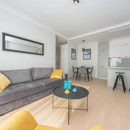 Hello Letnica Z Widokiem Na Morze I Prywatnym Parkingiem