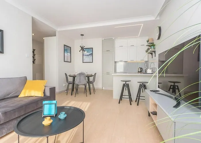 Hello Letnica Z Widokiem Na Morze I Prywatnym Parkingiem Apartman