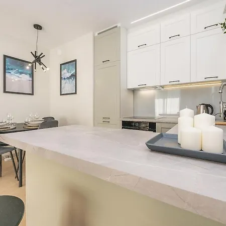 Hello Letnica Z Widokiem Na Morze I Prywatnym Parkingiem *