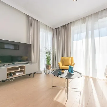 Apartment Hello Letnica Z Widokiem Na Morze I Prywatnym Parkingiem Danzig